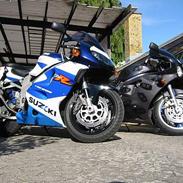 Suzuki TL1000R