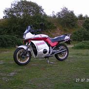 Suzuki GSX 750 EF