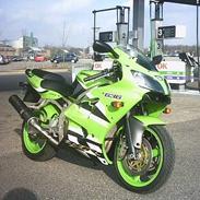 Kawasaki zx636r