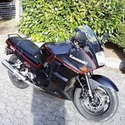 Kawasaki GPX 750 R (SOLGT)