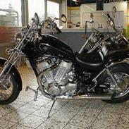 Suzuki Intruder VS 1400