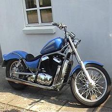 Suzuki vs 750  SOLGT