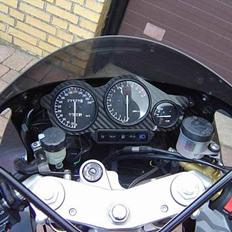 Yamaha YZF 750R