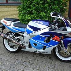 Suzuki GSX-R 750