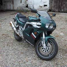 Suzuki GSXR 750 W