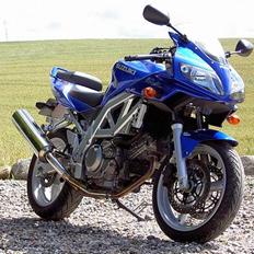 Suzuki SV650S