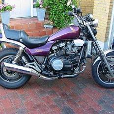 Honda VF 1100 COSTUM V65MAGNA