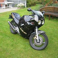 Suzuki GSX-R 250 *Solgt*