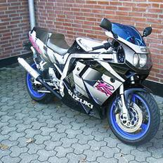 Suzuki gsxr 1100