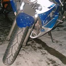 Suzuki GSX R 400 R