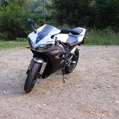 Yamaha R1