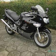 Suzuki GSX F
