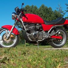 Suzuki GSX 750 EX