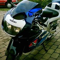 Suzuki GSXR 600