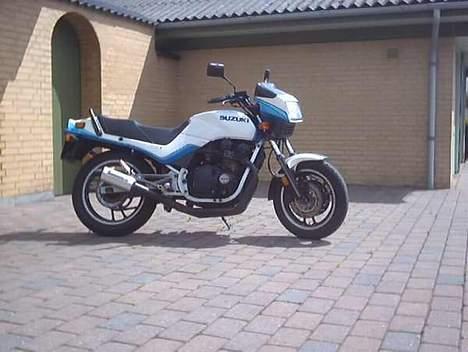 Suzuki GSX 550 ED *SOLGT* - Dette er det salgsbillede som var i den blå avis. Jeg skal have taget nogle flere billede 1