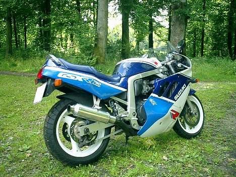 Suzuki GSX-R 750 - Solgt billede 4