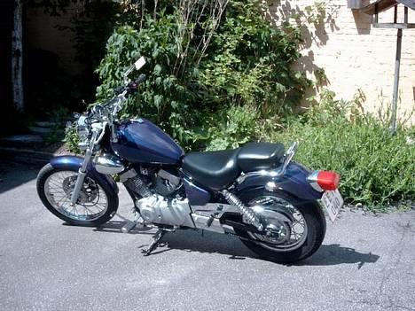 Yamaha XV 250 **SOLGT** billede 2