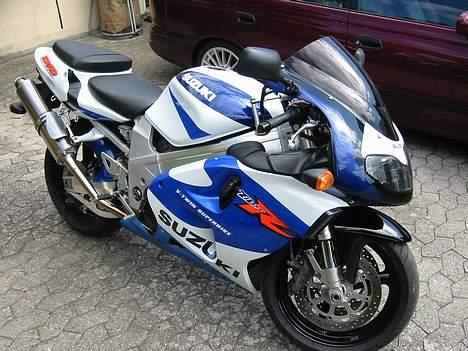 Suzuki TL1000R - Cyklen som den så ud da jeg købte den i maj ´04 billede 1