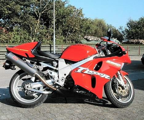 Suzuki TL1000R billede 7