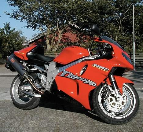 Suzuki TL1000R billede 8