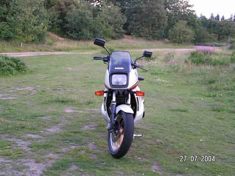 Suzuki GSX 750 EF billede 5