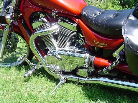 Suzuki VS 800 Intruder billede 7