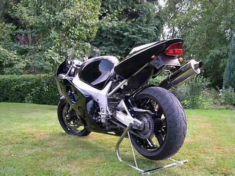 Suzuki GSX-R 1000 K1 billede 8