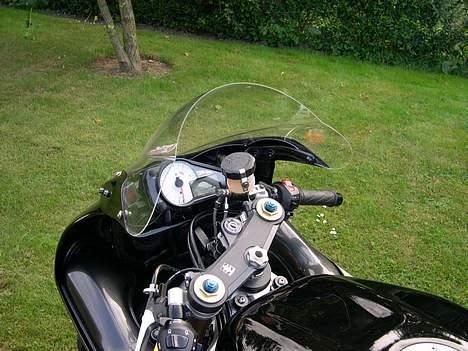 Suzuki GSX-R 1000 K1 billede 9