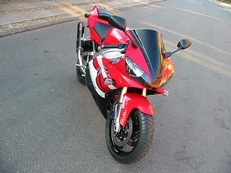 Yamaha YZF-R1 **Solgt** billede 10