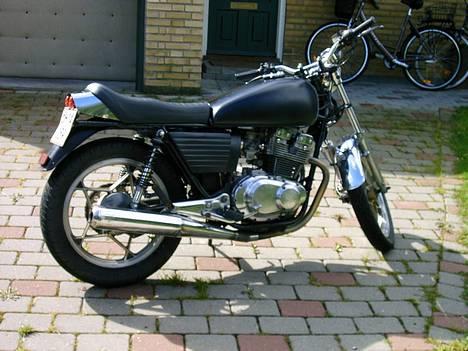 Suzuki gs 400 - gs 400 billede 1