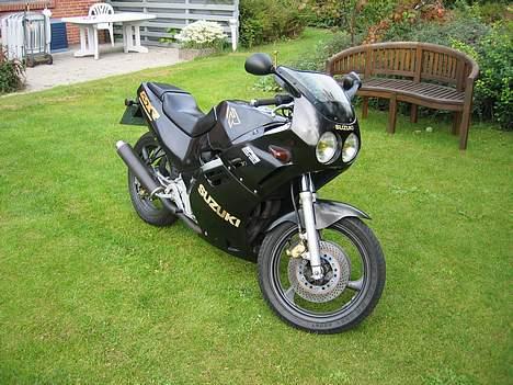 Suzuki GSX-R 250 *Solgt* billede 3