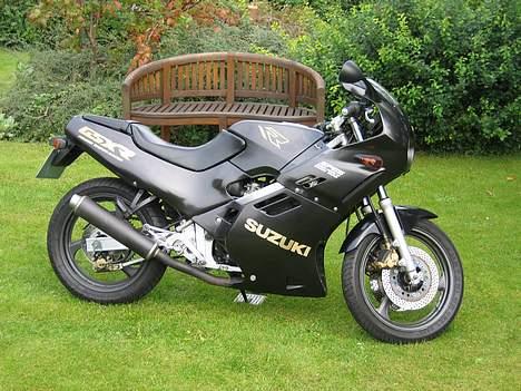 Suzuki GSX-R 250 *Solgt* billede 4