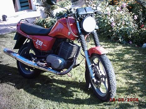 MZ 251 (SOLGT) billede 5