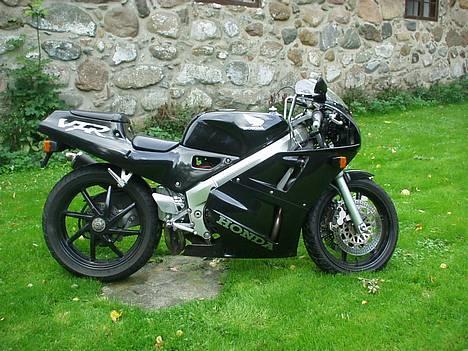 Honda VFR400R NC30 (Solgt) billede 6