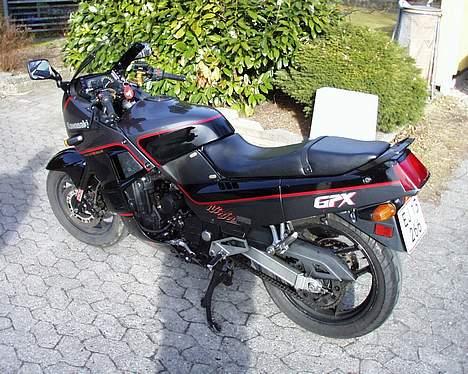 Kawasaki GPX 750 R (SOLGT) billede 6