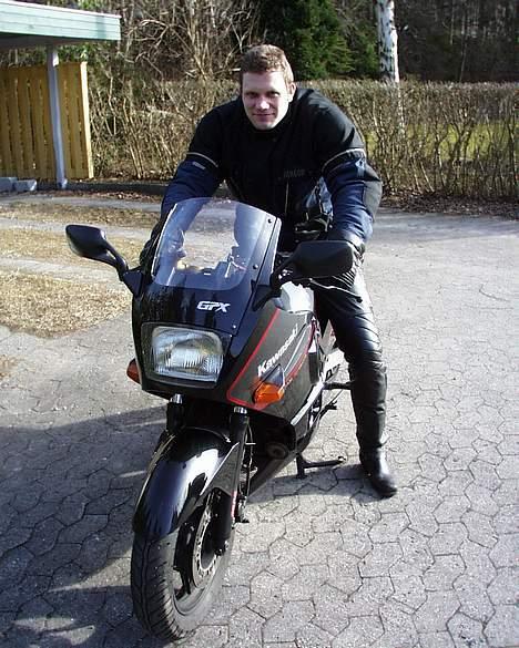 Kawasaki GPX 750 R (SOLGT) billede 7