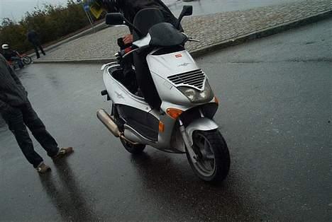 Aprilia Leonardo 125 billede 1