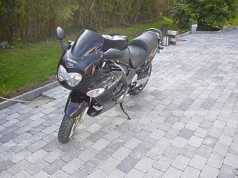 Suzuki gsx 600 F billede 2
