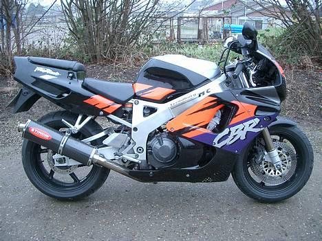 Honda CBR900RR Fireblade billede 3