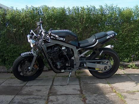 Suzuki gsx-r 1100 - Solgt billede 1