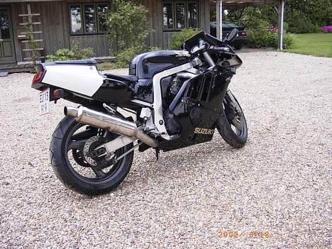 Suzuki Gsx-r 400 billede 6