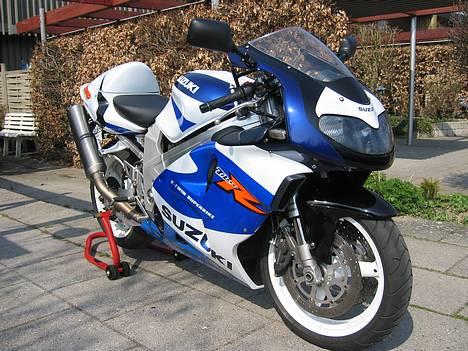 Suzuki TL1000R (SOLGT)  billede 3