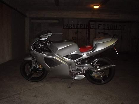 Aprilia RS 125 (solgt) billede 1