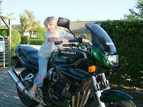 Suzuki Bandit 1200 - Må jeg prøve far ?  billede 2