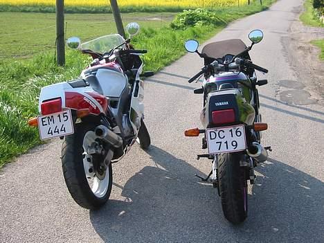 Yamaha FZR600 **solgt** billede 6