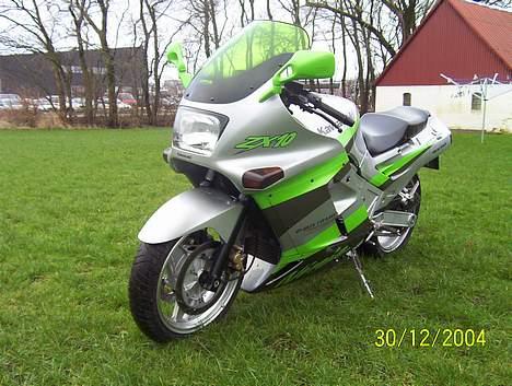 Kawasaki zx10, ninja/thisted R.I.P - venstreside forfra.. billede 3