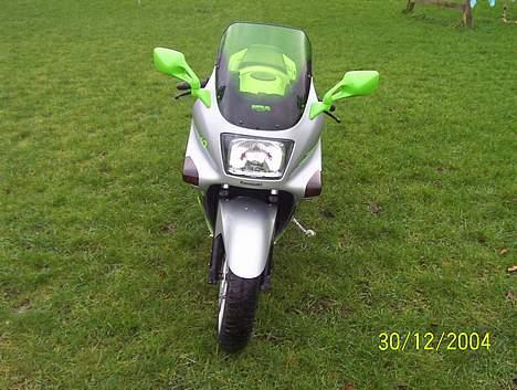 Kawasaki zx10, ninja/thisted R.I.P - forfra.. billede 5