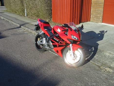 Honda CBR 600 RR KBH solgt billede 3