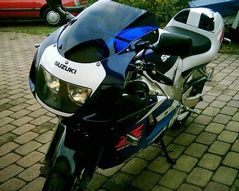 Suzuki GSXR 600 billede 2