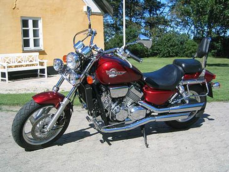 Honda super magna 750